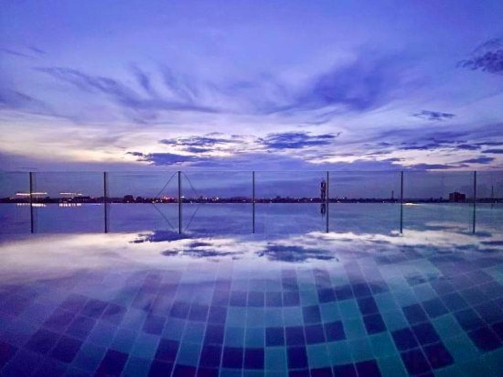 Sky City Hotel Vientiane Esterno foto
